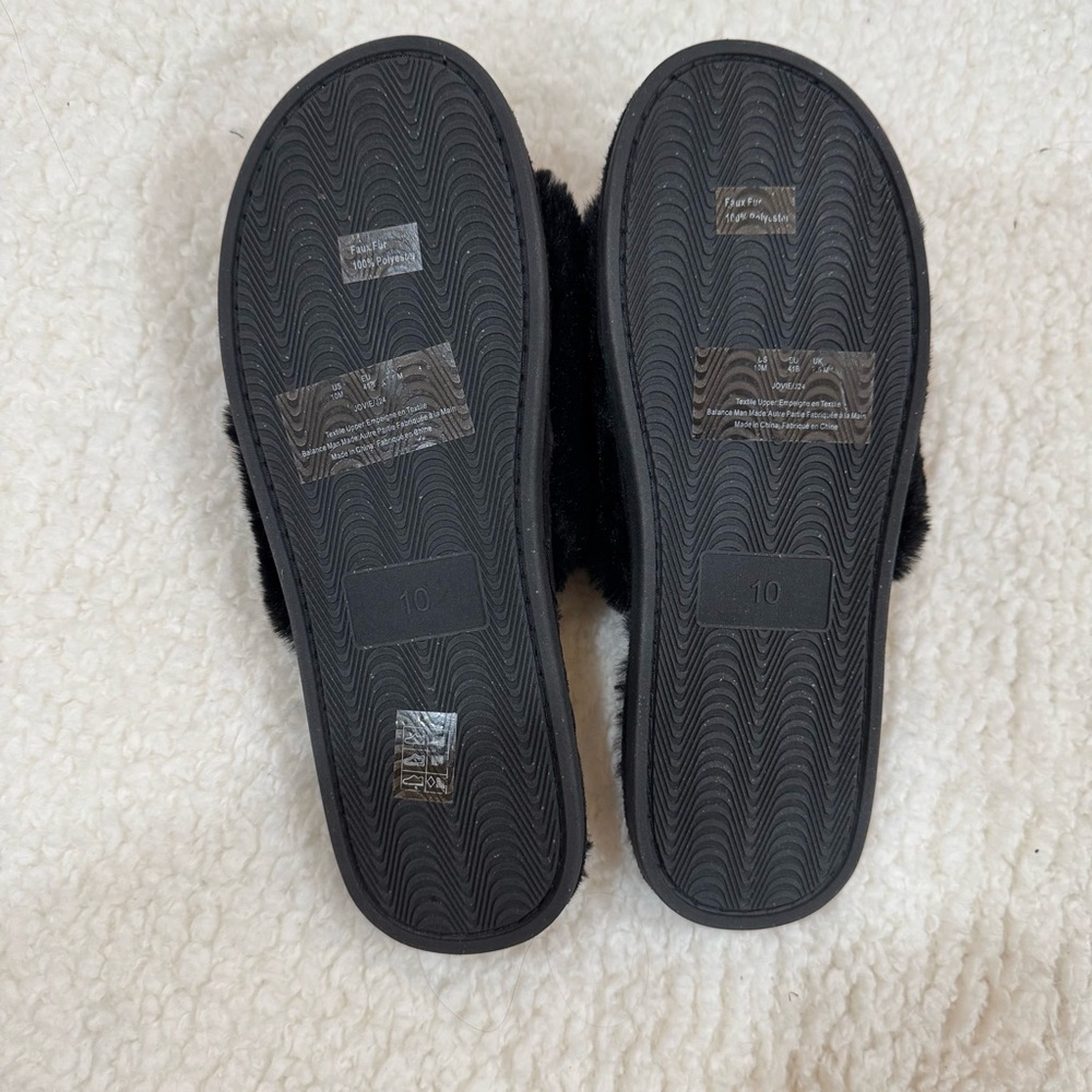 KARL LAGERFELD black faux fur slippers - Picture 4 of 4